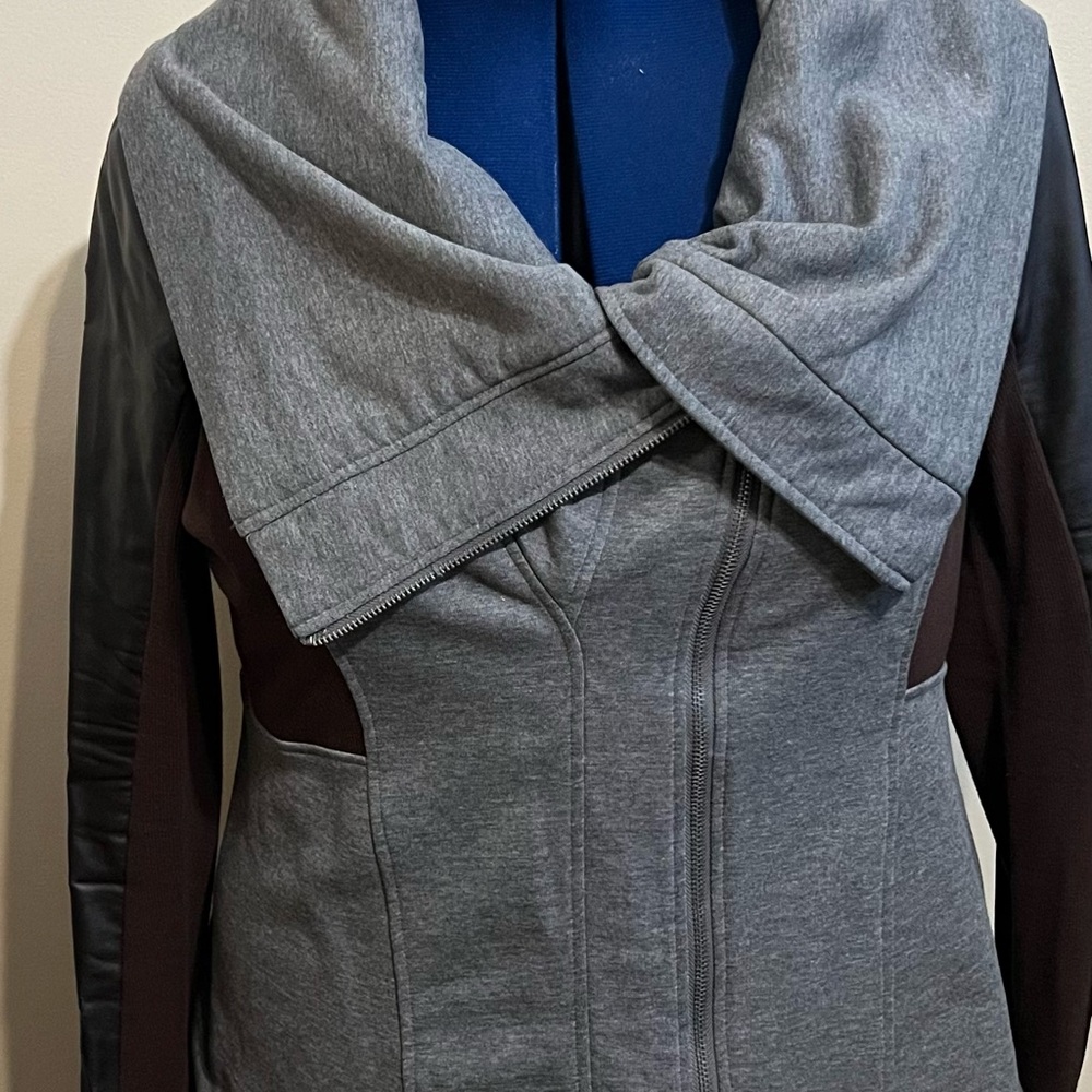 VENUS Gray and Brown Jacket